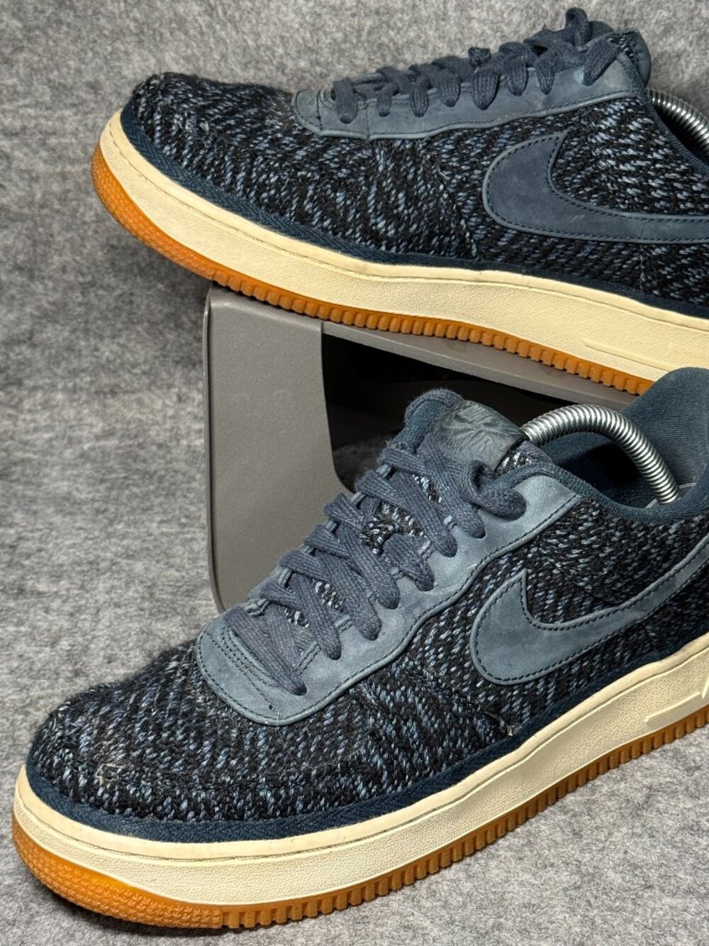 Nike Air Force 1 Sneakers - Size 10 -  Indigo Blue 07 Flyknit Low Top - Gum Sole